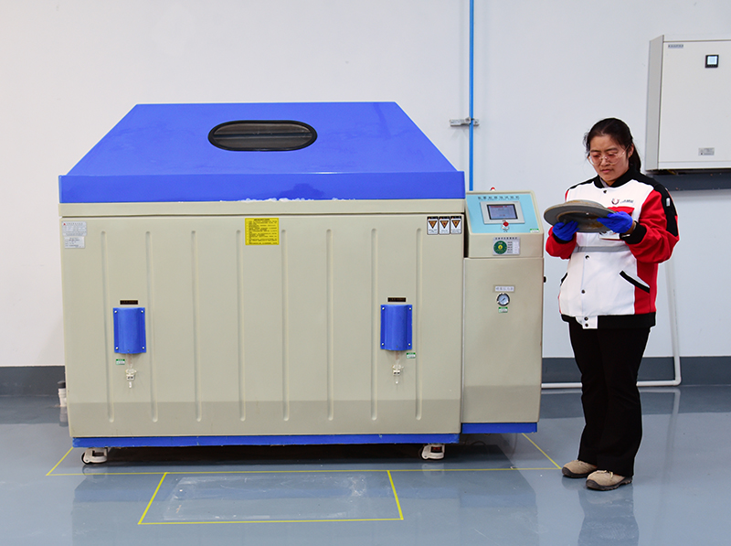 盐雾腐蚀试验箱